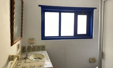 Casa en renta en Valle de Bravo, a unas cuadras del jardín principal