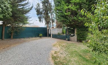 Parcela con gran casa en venta, El Vaticano, Requínoa
