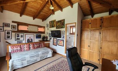 Parcela con gran casa en venta, El Vaticano, Requínoa