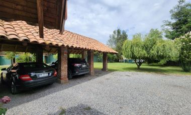 Parcela con gran casa en venta, El Vaticano, Requínoa