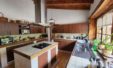 Parcela con gran casa en venta, El Vaticano, Requínoa