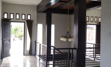 Di Jual Villa Mewah Strategis di dekat Kampus UNUD Jimbaran Bali