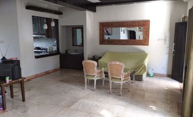 Di Jual Villa Mewah Strategis di dekat Kampus UNUD Jimbaran Bali