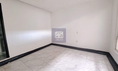 COD. 3144 - SE ARRIENDA CASA - BARRIO: LAS MERCEDES