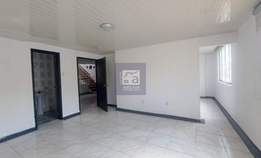 COD. 3144 - SE ARRIENDA CASA - BARRIO: LAS MERCEDES