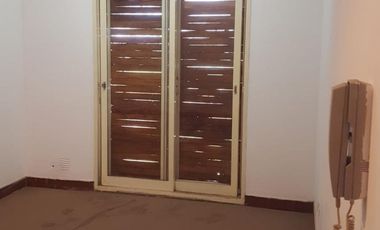 DEPARTAMENTO EN BARRIO MUNICIPAL LONGCHAMPS