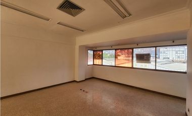 Oficina en arriendo en el sector de Guayabal Medellin