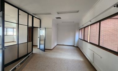 Oficina en arriendo en el sector de Guayabal Medellin