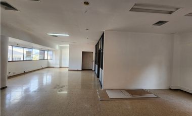 Oficina en arriendo en el sector de Guayabal Medellin