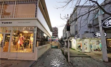 VENTA PINAMAR CENTRO DEPARTAMENTO 3 AMBIENTES