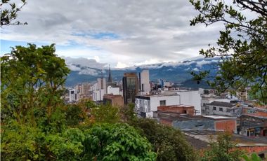 Venta de casa - Lote, Bellas Artes - Manizales.