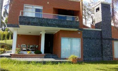 casa campestre en venta en Rionegro Antioquia AV lC2
