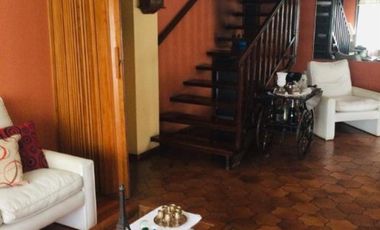PERMUTA - CHALET DE 5 AMBIENTES EN VENTA - MORON CENTRO