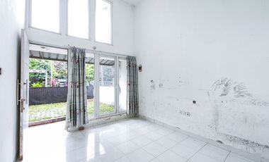 Rumah LT 90 Terawat 14 Menit ke Pintu Tol Cimanggis Siap Huni J-38982