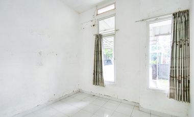Rumah LT 90 Terawat 14 Menit ke Pintu Tol Cimanggis Siap Huni J-38982