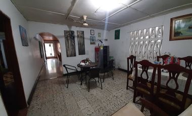 CASA EN VENTA BARRIO CENTRO |5189
