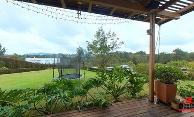 casa en arriendo en loma del escobero. Cod A5022