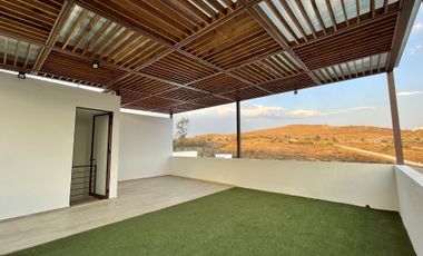 VENTA CASA LAGO ESMERALDA