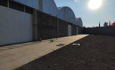Conjunto Privado de Naves Industriales en renta a la salida Pátzcuaro  $70 x m2