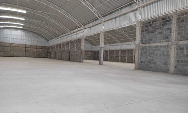 Conjunto Privado de Naves Industriales en renta a la salida Pátzcuaro  $70 x m2