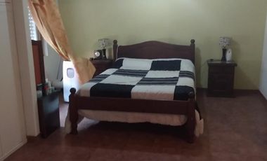 Casa en venta Banfield. Ideal dos familias