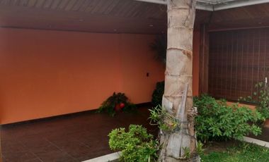 Casa en venta Banfield. Ideal dos familias