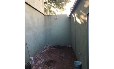 AMPLIO DUPLEX CON LOCAL EN JAUREGUI !!!