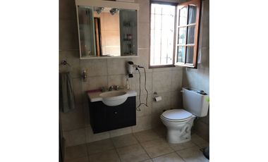 AMPLIO DUPLEX CON LOCAL EN JAUREGUI !!!