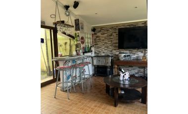 ALQUILO/VENDO HERMOSA CASA EN CONDADO DEL REY $650,000