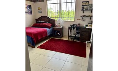 ALQUILO/VENDO HERMOSA CASA EN CONDADO DEL REY $650,000