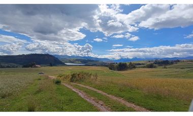 VENDO TERRENO 1,000 M2 HUAYPO GRANDE CHINCHERO CUSCO PERÚ