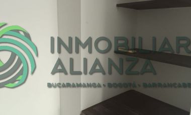 Dijual Rumah Luas Siap Huni di Manyar Jaya Surabaya