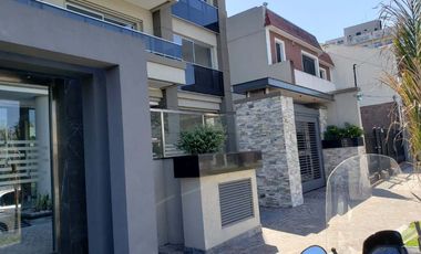 Departamento en venta en Remedios de Escalada Oeste