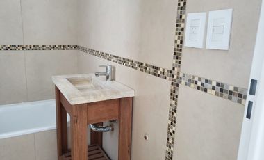 Departamento en venta en Remedios de Escalada Oeste