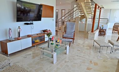 Manzanillo del Mar - Venta de Exclusiva Casa de Playa.