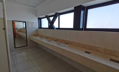 EDIFICIOAS EN RENTA AL PONIENTE DE LA CIUDAD