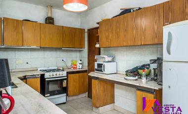 25 De Mayo Al 200-casa-venta-microcentro