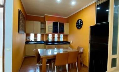 Rumah bersih terawat siap huni full furnished Setraduta Permai M3