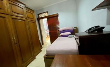 Rumah bersih terawat siap huni full furnished Setraduta Permai M3