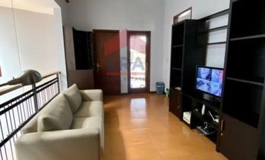 Rumah bersih terawat siap huni full furnished Setraduta Permai M3