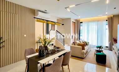 Dijual Hunian Premium 2 lantai yang berlokasi sangat strategis di Bintaro