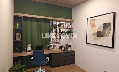 Dijual Hunian Premium 2 lantai yang berlokasi sangat strategis di Bintaro