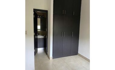 Alquilo Amplio y luminoso apartamento en Altos de Amador