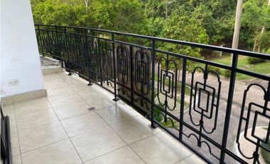 Alquilo Amplio y luminoso apartamento en Altos de Amador