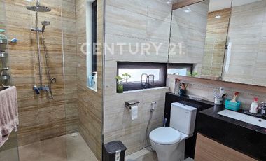 Rumah Siap Huni Di  Bulevar Hijau Cluster Dilenia, Harapan Indah