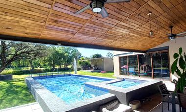 RENTA DE CASA CON ALBERCA EN BALVANERA GOLF POLO COUNTRY CLUB