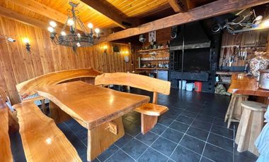Gran Casa en Calle Dinamarca