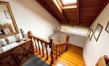 Gran Casa en Calle Dinamarca