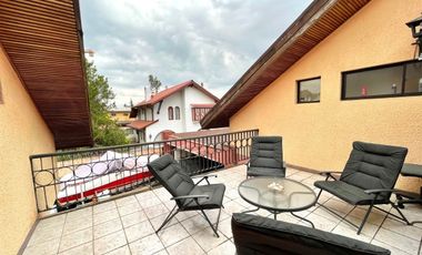 Gran Casa en Calle Dinamarca
