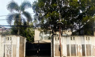 DISEWAKAN Rumah Studio